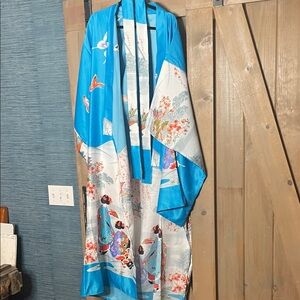 Elegant Blue and White Men's Kimono